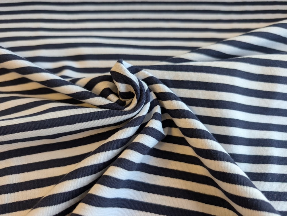 Jersey, Serie Maritim, mittlere Breite, Streifen Blau / Weiß