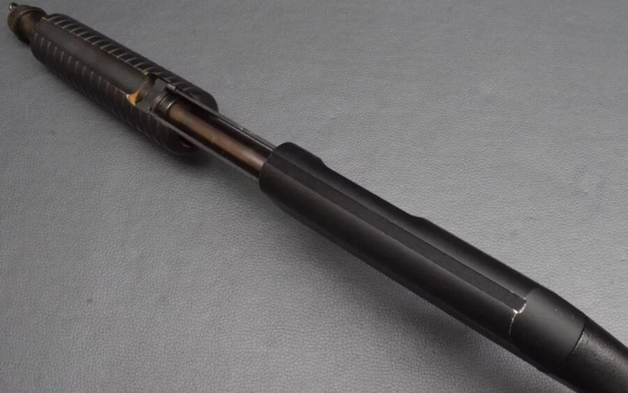 Fabarm Inperator , Kaliber. 12/76, Vorderschaftrepetierflinte, ohne Lauf, sehr gut – Bild 5