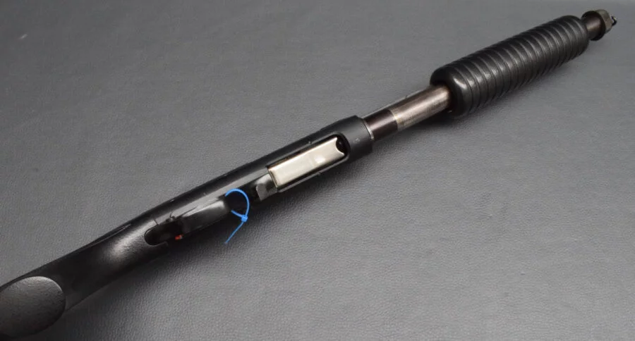 Fabarm Inperator , Kaliber. 12/76, Vorderschaftrepetierflinte, ohne Lauf, sehr gut – Bild 6