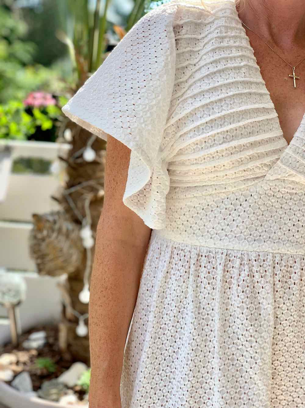 Baumwollstoff, Lochstickerei Ecru, Muster 3 – Bild 7