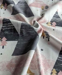 Jersey, grafische Dreiecke – Weihnachtsbaum auf Ecru