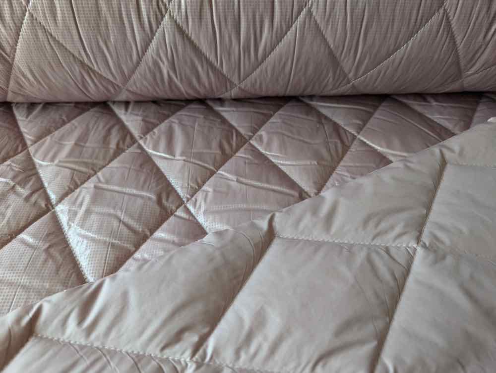 Stepper – Steppstoff quadratisch, helles Rosa mit Struktur – Bild 2