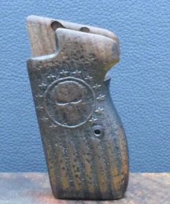 SIG, P 210, Ausführung 54, Skull, Sterne, Nußbaum