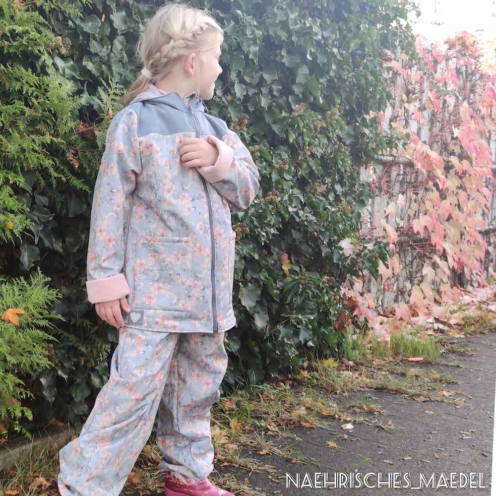 Softshell, gezeichnete Blumen Pastell – Rosa – Bild 5