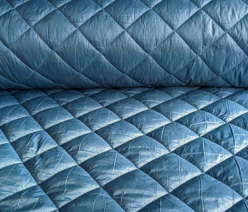 Stepper – Steppstoff, Mantelstoff, quadratische Steppung Blau