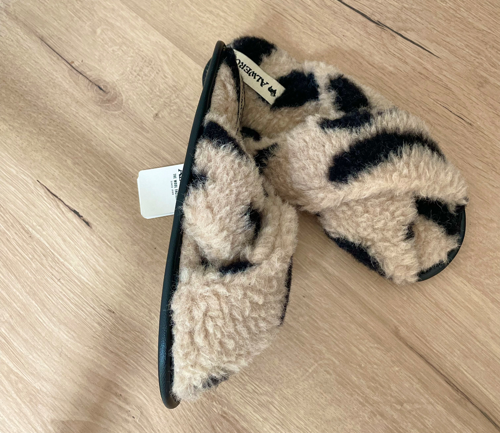 Alwero – Hausschuhe Flip-Flop, TWENN X, LEO Gepard, Biowolle – Bild 5