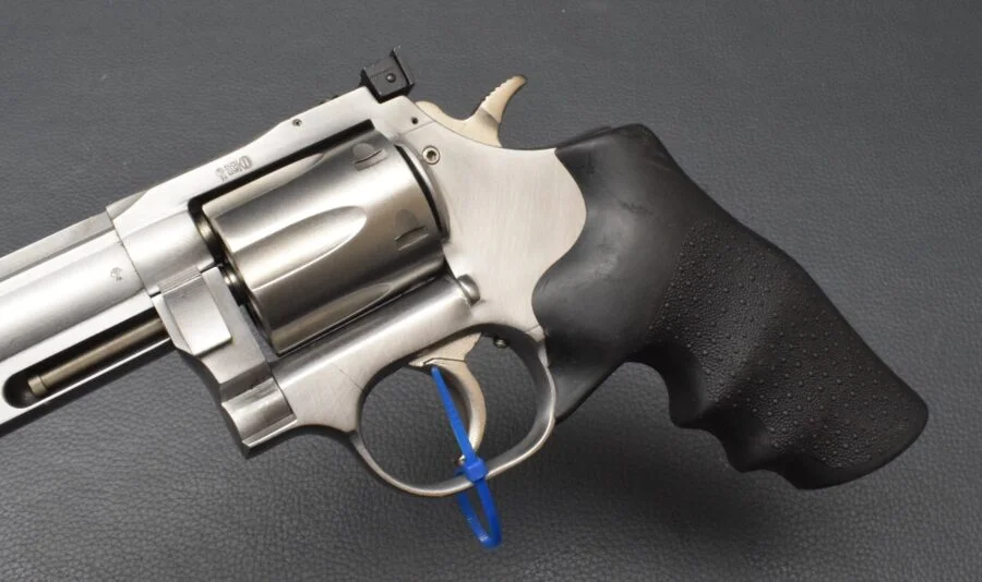 Dan Wesson Modell 715, 6″, Kal. 357 Mag, defekt, Ersatzteilspender! – Bild 4