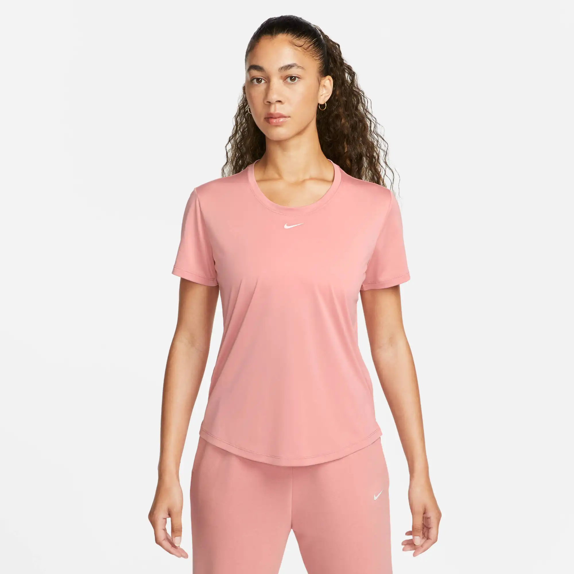Nike Dri-FIT One Women“s Stand