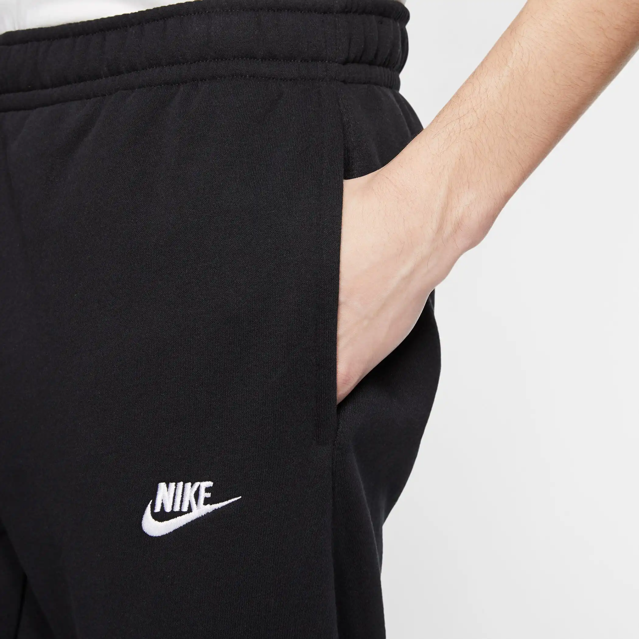 NIKE SPORTSWEAR CLUB FLEECE ME BLACK/BLACK/WHITE – Bild 6