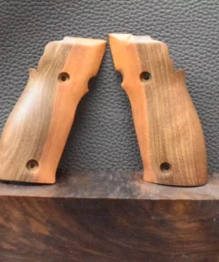 Sig-Sauer X5/X6 P226, Modell Walnuss Oberfläche Maserholz, Befestigung seitlich, Neuware zum Sonderpreis!