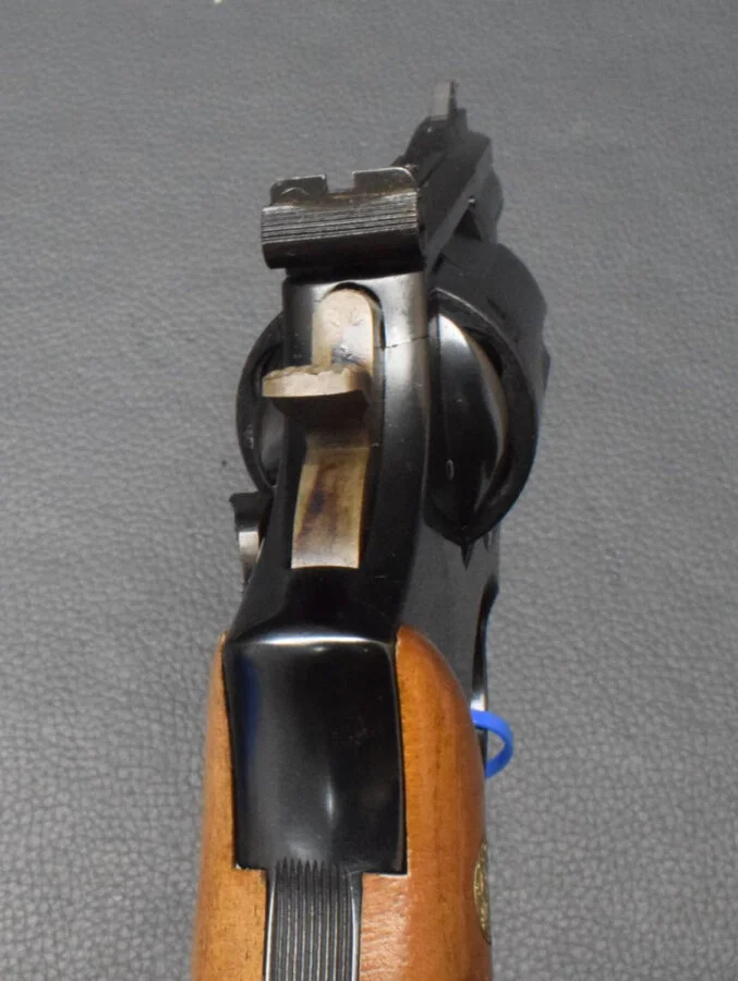 Smith & Wesson Modell 19-3, brüniert, Kaliber 357 Mag, 2,5″ Lauf, Holzgriff, sehr gut – Bild 6