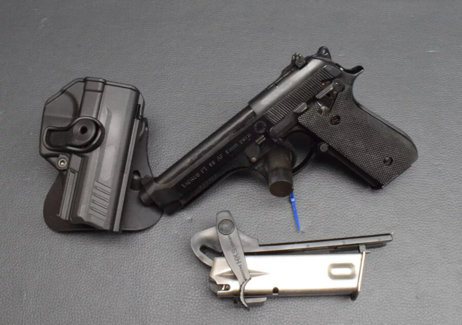 Taurus PT99AF , Kaliber 9mm Para, mit Holster & Zubehör, gut – Bild 5